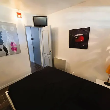 Apartment 703 Grand T2 Pers Port Ambonne 1eme Etage *