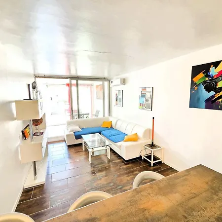 703 Grand T2 Pers Port Ambonne 1eme Etage * Agde